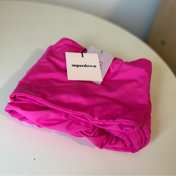 Superdown Fuchsia Two-Piece Ensemble - Picture 4 of 11